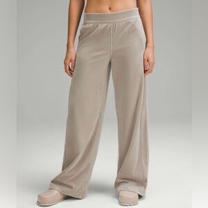 Lululemon Athletica gray Wide-Leg Pants